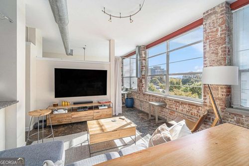 apt-8613-800 Peachtree St Ne, Atlanta, GA, 30308-1255 | Card Image