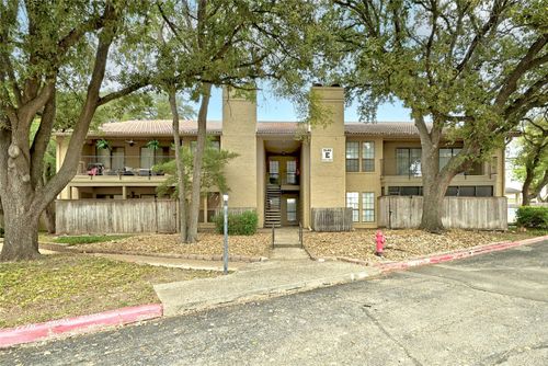 apt-508-1202 Thorpe Ln, San Marcos, TX, 78666-6552 | Card Image