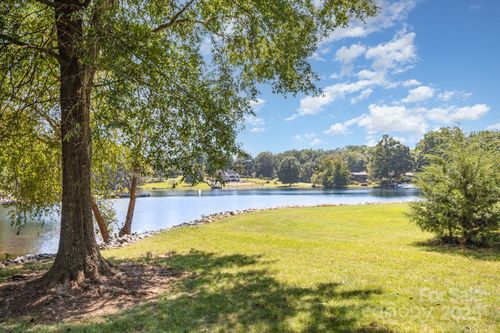 8410 Slate St, Terrell, NC, 28682-8725 | Card Image