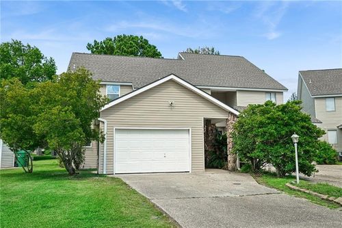 9 Caribbean Ct, Mandeville, LA, 70448-4751 | Card Image