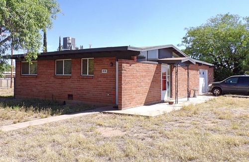 4501 Pine Tree Dr, Sierra Vista, AZ, 85635-2226 | Card Image