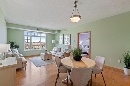 410-619 8th St Se, Minneapolis, MN, 55414-1190 | Card Image
