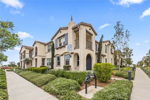 4281 S Hermosa Paseo, Ontario, CA, 91761-0641 | Card Image