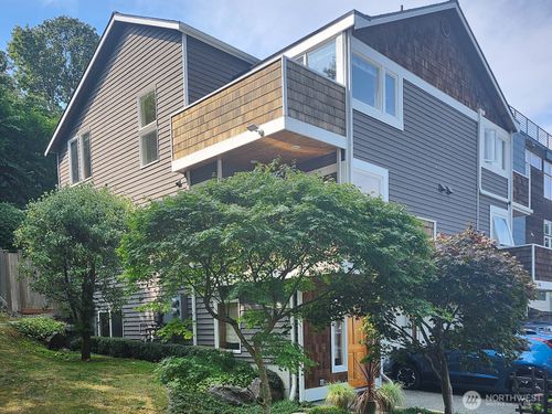 2218 W Raye St, Seattle, WA, 98199-2994 | Card Image