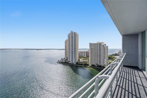 2512-335 S Biscayne Blvd, Miami, FL, 33131-2338 | Card Image