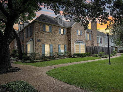 3240-13240 Trail Hollow Dr, Houston, TX, 77079-3747 | Card Image