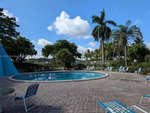 apt-307-5935 Del Lago Cir, Sunrise, FL, 33313-6301 | Card Image