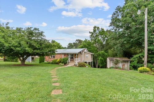 140 Locust Grove Rd, Weaverville, NC, 28787-9592 | Card Image