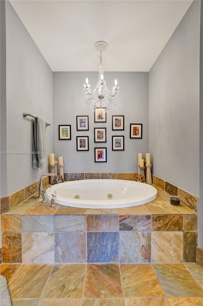 APT-104 - 2601 14 Th Ave, Condo with 2 bedrooms, 3 bathrooms and null parking in Wilton Manors FL | Image 47
