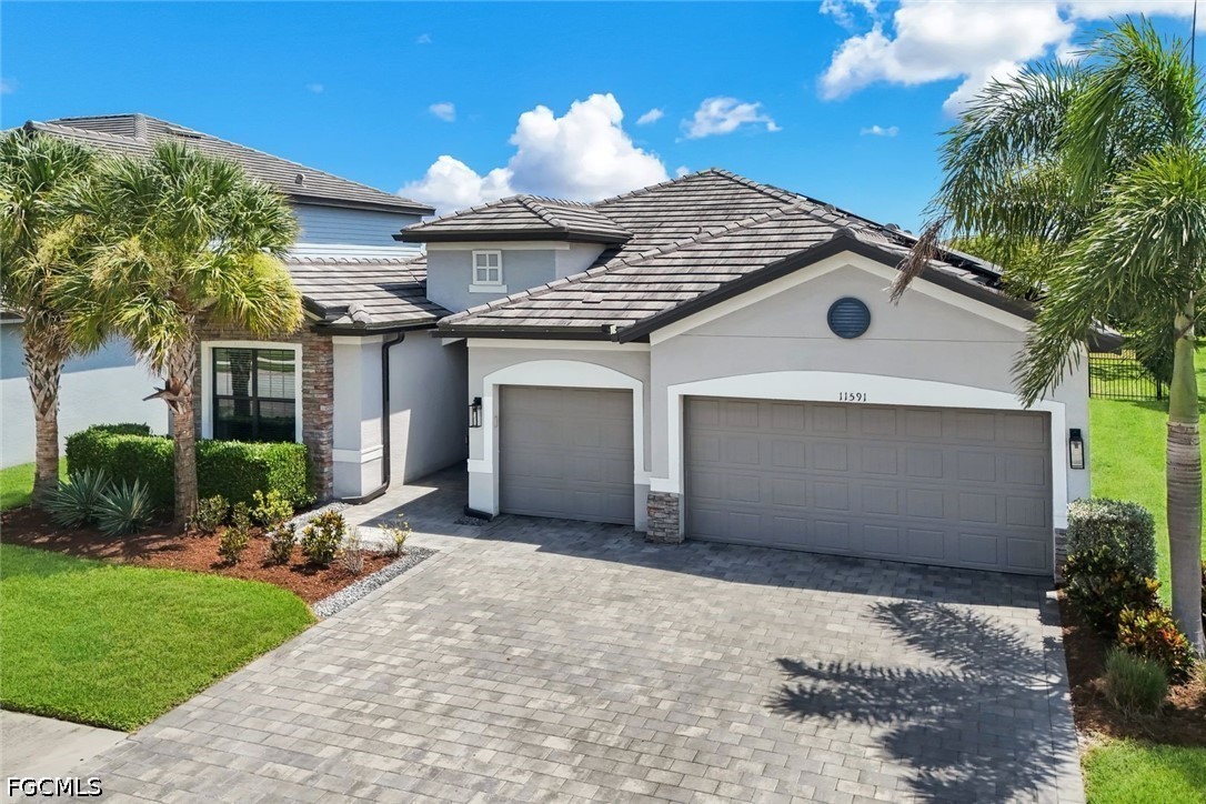 Residential in Fort Myers 4