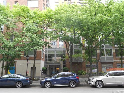 9c-2 S End Avenue, New York, NY, 10280 | Card Image