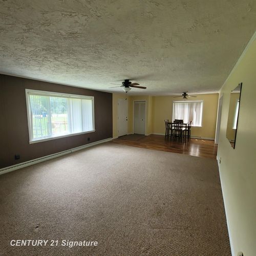 9353 Morrish Rd, Montrose, MI, 48457-9016 | Card Image