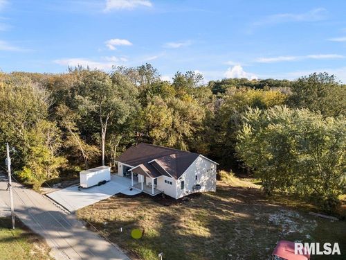 401 Oak Blvd Boulevard, PortByron, IL, 61275 | Card Image