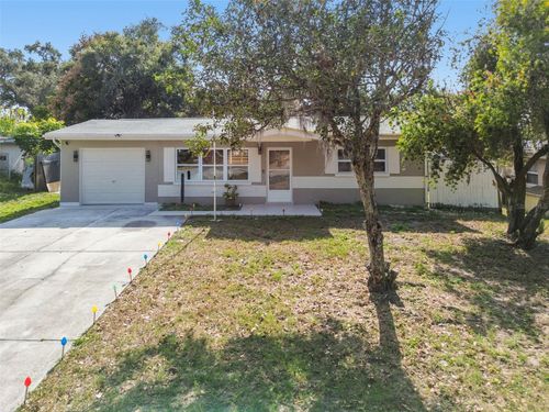 4706 Catherine St, New Port Richey, FL, 34652-5307 | Card Image