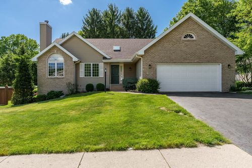 1350 Featherstone Road, Rockford, IL, 61107 | Card Image