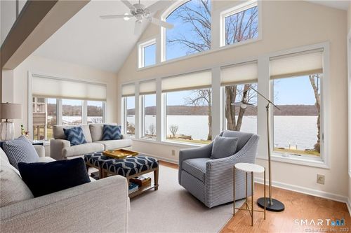 4 Eastview Rd, New Fairfield, CT, 06812-2901 | Card Image