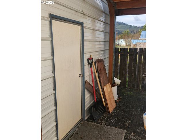 631 2 Nd Ave, House other with 3 bedrooms, 2 bathrooms and null parking in Powers OR | Image 26