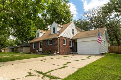 713 S Oak St, Jefferson, IA, 50129-2427 | Card Image