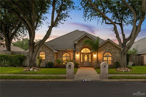 320 Thunderbird Avenue W, McAllen, TX, 78504 | Card Image