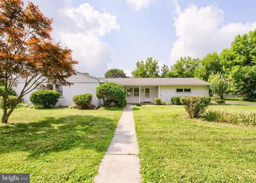 4 Hemlock Dr, MECHANICSBURG, PA, 17055-4711 | Card Image