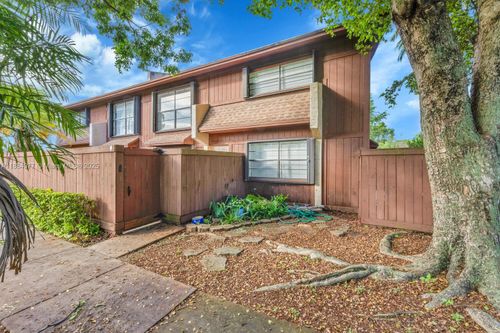 apt-h-11500 Sw 64th St, Miami, FL, 33173-4740 | Card Image