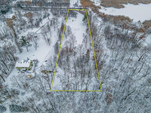 1818 Highwood Rd, Mchenry, IL, 60051-9746 | Card Image