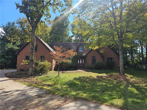 80 Medina Rd, Medina, OH, 44256-9616 | Card Image