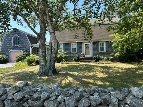 273 Main St, Acushnet, MA, 02743-1543 | Card Image