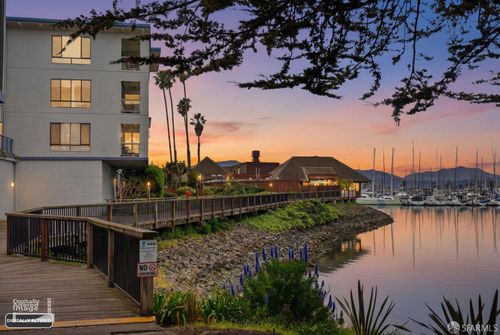 f412-5 Admiral Drive, Emeryville, CA, 94608 | Card Image