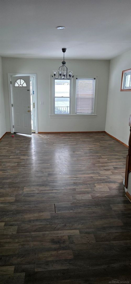 1311 Gregory Ave, Lincoln Park, MI, 48146-3319 | Card Image