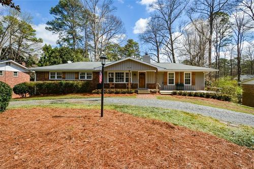 18 Old Farm Rd, Marietta, GA, 30068-3427 | Card Image