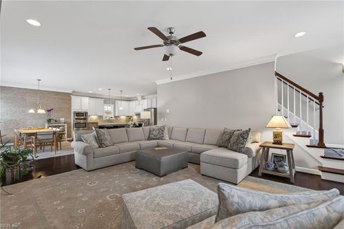 2276 Hatton St, Virginia Beach, VA, 23451-1704 | Card Image