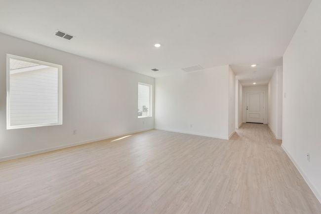 3800 Chambray Dr, House other with 3 bedrooms, 2 bathrooms and null parking in Sherman TX | Image 6