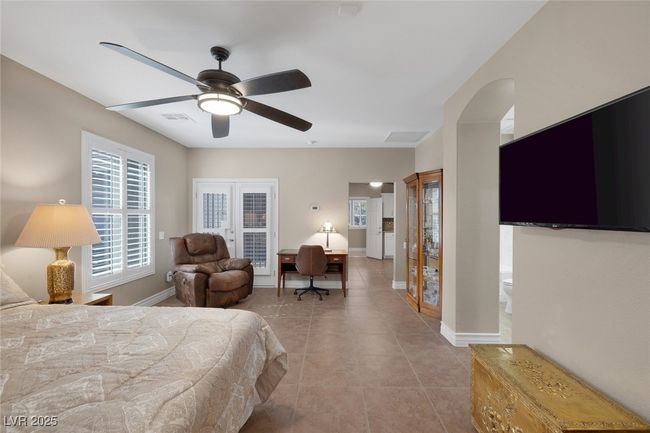 Casita with French Door Access to Front Courtyard | Image 54