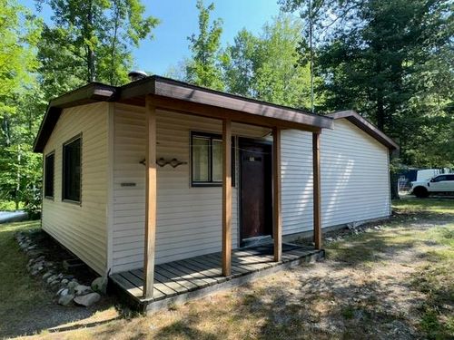 6196 S Dorr Rd, Falmouth, MI, 49632-9511 | Card Image