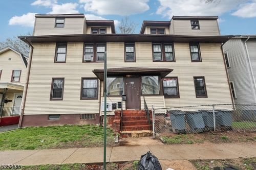 277 S Clinton St, East Orange, NJ, 07018-2595 | Card Image