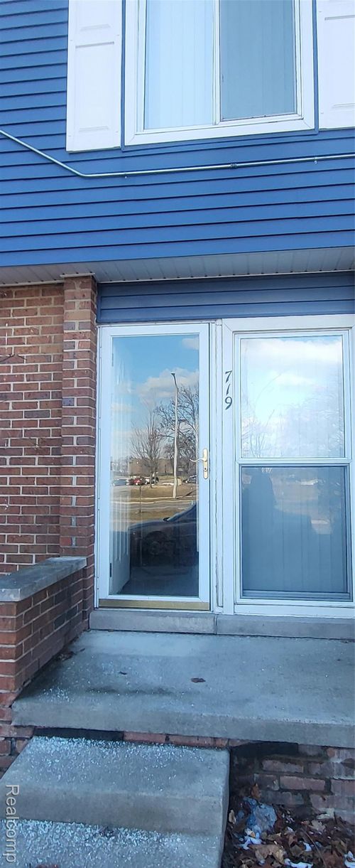 719 Mcdougall St, Detroit, MI, 48207-3981 | Card Image