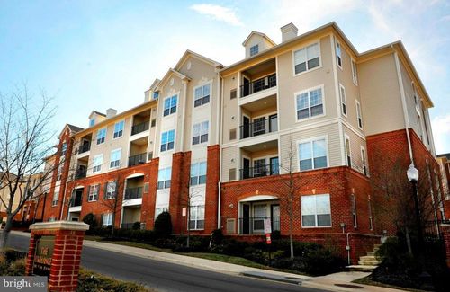 unit-217-4850 Eisenhower Ave, ALEXANDRIA, VA, 22304-7322 | Card Image