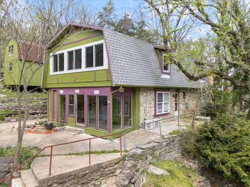 190 Squire Beaver Rd, Eureka Springs, AR, 72631-9228 | Card Image