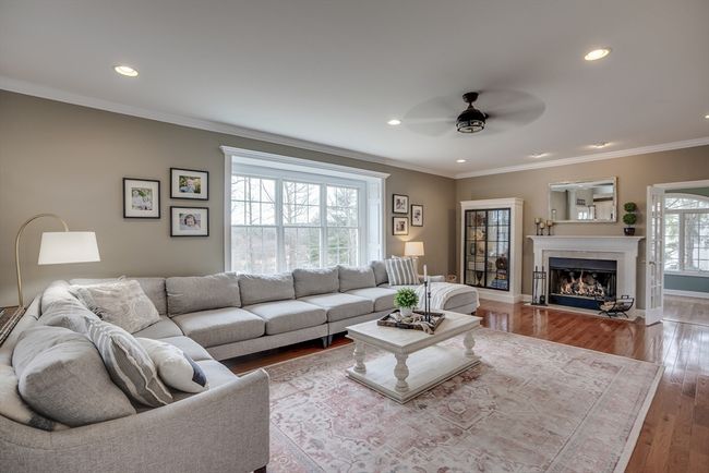 8 Valley View Dr, House other with 4 bedrooms, 5 bathrooms and 6 parking in North Grafton MA | Image 8