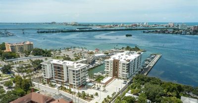 401 - 920 N Osceola Avenue, Condo with 2 bedrooms, 2 bathrooms and null parking in Clearwater FL | Image 1