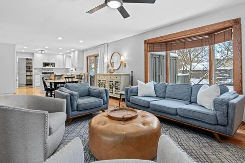 5816 Oxford St N, Shoreview, MN, 55126-8411 | Card Image