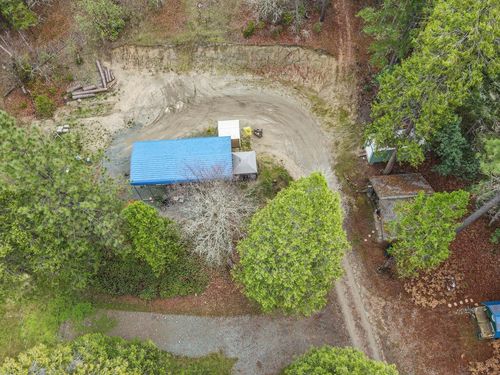 10100 Evans Creek Rd, Rogue River, OR, 97537-6673 | Card Image