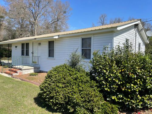 321 Dawson St, Eutawville, SC, 29048-9235 | Card Image