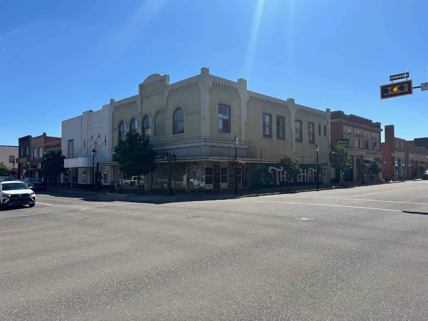 Commercial Sale in Medicine Hat