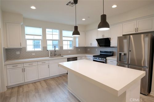 6923 Magnolia Ave, Buena Park, CA, 90621-1177 | Card Image