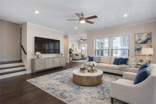 2059 Falls Park Way, Decatur, GA, 30033-3273 | Card Image