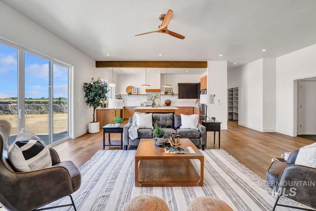 2282 E 4400 N, House other with 4 bedrooms, 4 bathrooms and 3 parking in Filer ID | Image 13