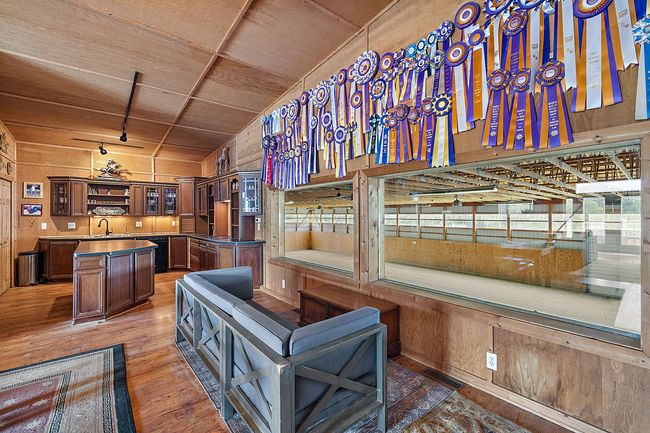 12700 Shaffer Rd, House other with 4 bedrooms, 4 bathrooms and null parking in Springfld Twp MI | Image 21