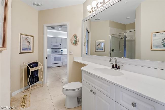 APT-5501 - 451 Bayfront Pl, Condo with 1 bedrooms, 1 bathrooms and null parking in NAPLES FL | Image 9